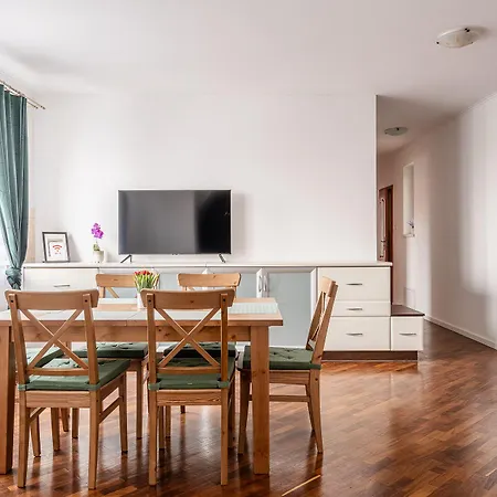 Apartment Rentplanet - Odrzanska
